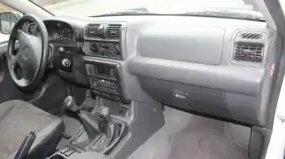 Vehicul casat opel frontera b d-x22dth al anului 1998 alimentat x22dth