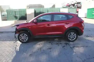 Veículo de Sucata HYUNDAI TUCSON G4FD do ano 2016 alimentado G4FD