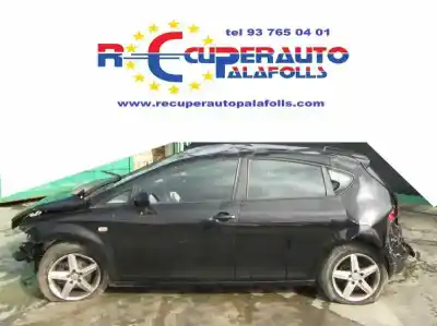 Здавання транспортного засобу seat leon (1p1) bxf року 2010 потужний bxf