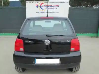 Vehículo de desguace VOLKSWAGEN LUPO (6X1/6E1) Trendline del año 1999 con motor AHW