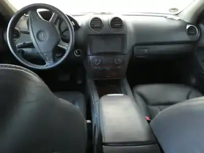 Verschrottungsfahrzeug mercedes-benz clase ml (bm 164) 642940 des jahres 2005 angetrieben 642940