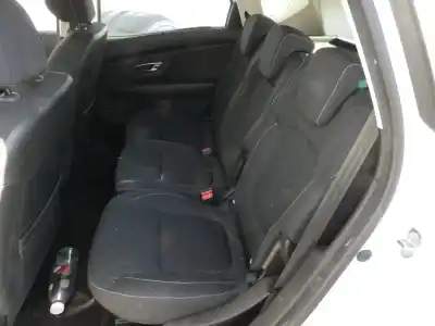 Здавання транспортного засобу renault scenic iv h5h450 року 2018 потужний h5h450