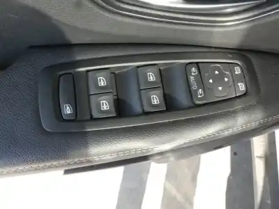 Здавання транспортного засобу renault scenic iv h5h450 року 2018 потужний h5h450