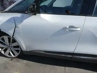 Здавання транспортного засобу renault scenic iv h5h450 року 2018 потужний h5h450