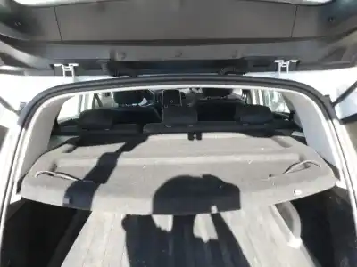 Здавання транспортного засобу renault scenic iv h5h450 року 2018 потужний h5h450