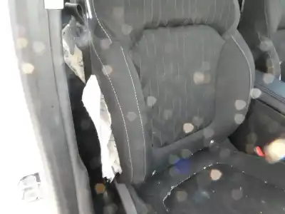 Здавання транспортного засобу renault scenic iv h5h450 року 2018 потужний h5h450