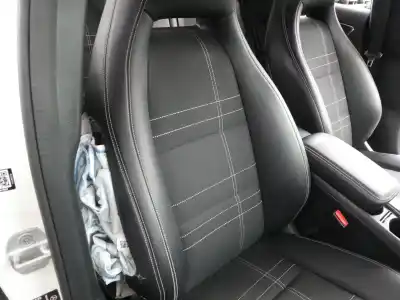 Здавання транспортного засобу mercedes-benz clase a (bm 176) 651930 року 2015 потужний 651930