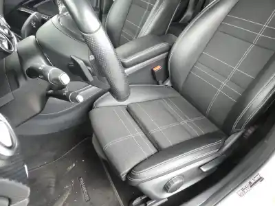 Здавання транспортного засобу mercedes-benz clase a (bm 176) 651930 року 2015 потужний 651930