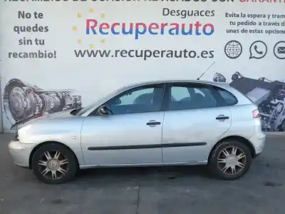 Vehículo de desguace SEAT IBIZA (6L1)  del año 2005 con motor ASY