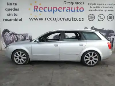 Verschrottungsfahrzeug AUDI A4 AVANT (8E)  des Jahres 2003 angetrieben AKE