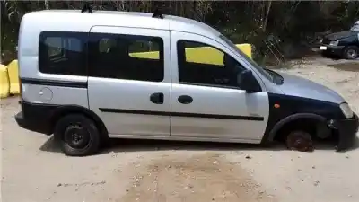 Veicolo di demolizione OPEL COMBO 1.7 16V DI CAT (Y 17 DTL / LK8) dell'anno 2002 alimentato Y 17 DTL