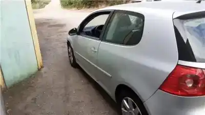 Veículo de Sucata volkswagen golf v (1k1) 2.0 tdi 16v do ano 2005 alimentado bkd