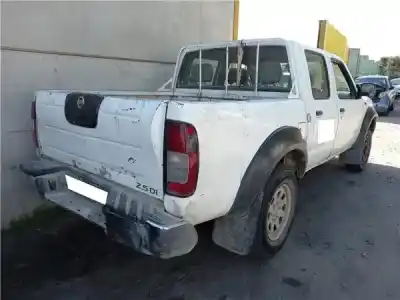 Veículo de Sucata nissan pickup (d22) 2.5 di do ano 2002 alimentado yd25