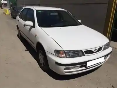 Veículo de Sucata NISSAN ALMERA (N15) 1.4 16V CAT do ano 1999 alimentado GA14