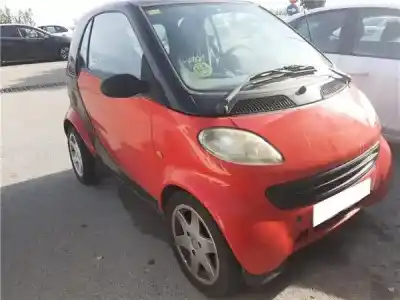 Veículo de Sucata SMART MICRO COMPACT CAR 800 do ano 2001 alimentado D 61