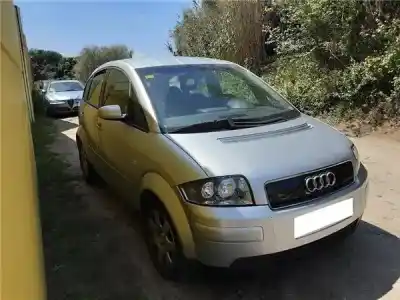 Veículo de Sucata audi a2 (8z) 1.4 do ano 2001 alimentado aua