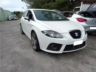Véhicule à la ferraille seat                                               leon (1p1)                                                                                                                                                                                                                                                 2.0 fr                                                                                                                                                                                                                                                     de l'année 2008 alimenté bmn