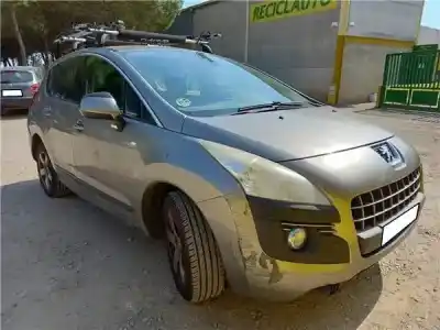 Veículo de Sucata PEUGEOT 3008 1.6 HDI do ano 2011 alimentado 9HR