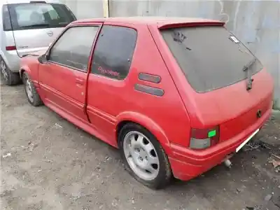 Véhicule à la ferraille peugeot 205 berlina 1.9 gti de l'année 1991 alimenté 