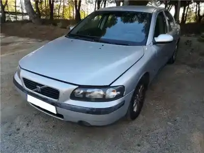 Здавання транспортного засобу volvo s60 berlina 2.4 d року 2003 потужний d 5244 t