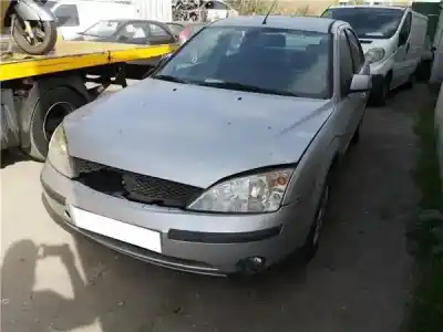 Véhicule à la ferraille FORD MONDEO III SEDÁN (B4Y) 2.0 16V de l'année 2000 alimenté CJBA