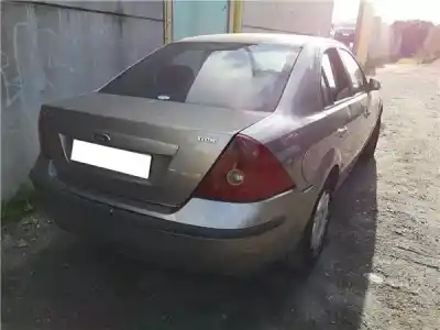 Veículo de Sucata ford mondeo iii sedán (b4y) 2.0 tdci do ano 2003 alimentado fmba