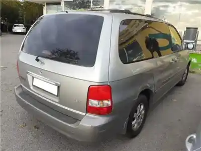 Veicolo di demolizione kia carnival ii (fl) 2.9 td dell'anno 2005 alimentato j3