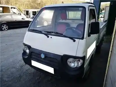 Veicolo di demolizione PIAGGIO PORTER FURGÓN 1.2 D dell'anno 2011 alimentato P120