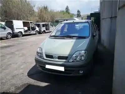 Sloopvoertuig renault megane scenic (ja0/1_) 1.6 16v (ja0b ja04 ja11 ja00) van het jaar 2003 aangedreven k4m 700