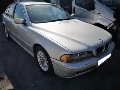 Sloopvoertuig BMW SERIE 5 BERLINA (E39) 3.0 530d van het jaar 2001 aangedreven M57 D30