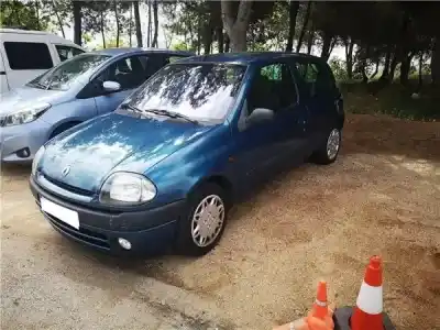 Утилизация автомобиля RENAULT                                            CLIO II FASE I (B/CB0)                                                                                                                                                                                                                                     1.4 (B/CB0C) года 2000 питание E7J634