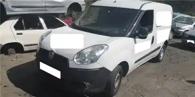 Véhicule à la ferraille FIAT                                               DOBLO II (152)                                                                                                                                                                                                                                             1.3 D Multijet                                                                                                                                                                                                                                             de l'année 2014 alimenté 