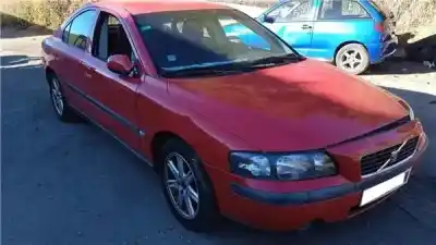 Здавання транспортного засобу volvo s60 berlina 2.4 d року 2002 потужний d 5244 t2