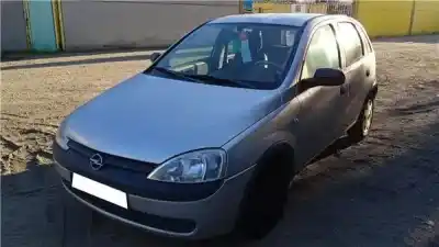 Vehículo de desguace opel corsa c (x01) 1.7 di (f08. f68) del año 2002 con motor y 17 dtl