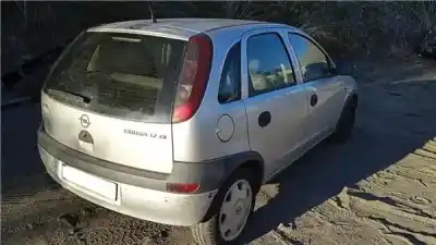 Vehículo de desguace opel corsa c (x01) 1.7 di (f08. f68) del año 2002 con motor y 17 dtl