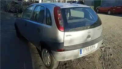 Vehículo de desguace opel corsa c (x01) 1.7 di (f08. f68) del año 2002 con motor y 17 dtl