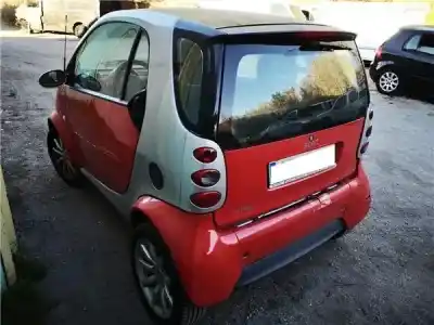 Veículo de Sucata smart for two 0.7 do ano 2004 alimentado g15