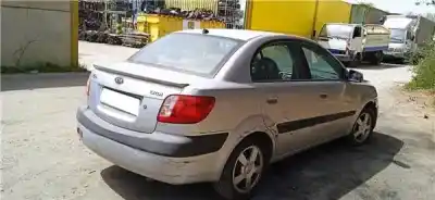 Veículo de Sucata kia rio (jb) 1.5 crdi do ano 2005 alimentado d4fa