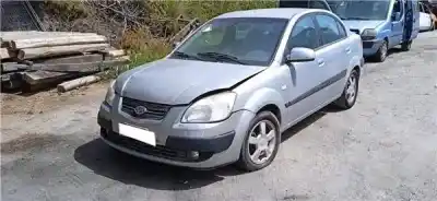 Veículo de Sucata kia rio (jb) 1.5 crdi do ano 2005 alimentado d4fa