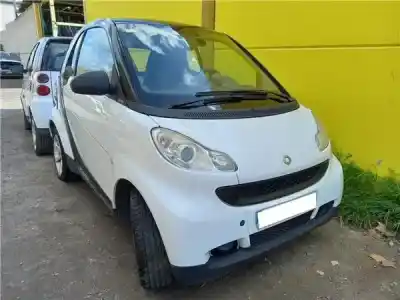Veículo de Sucata SMART FORTWO COUPE 0.8 Fortwo coupe cdi (33kW) (451.300) do ano 2008 alimentado OM 660.950