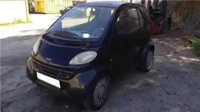 Veículo de Sucata SMART MICRO COMPACT CAR 600 do ano 2001 alimentado G13