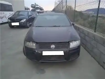 Здавання транспортного засобу fiat stilo (192_) 1.9 jtd (192_xe1a) року 2005 потужний 192 a1.000