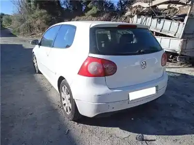 Verschrottungsfahrzeug volkswagen golf v (1k1) 1.9 tdi des jahres 2004 angetrieben bkc