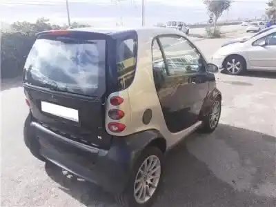 Veículo de Sucata smart micro compact car 600 do ano 2002 alimentado g13