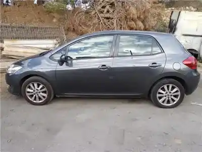 Scrapping Vehicle toyota auris (e15) 2.0 d-4d of the year 2008 powered 1ad