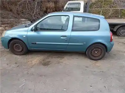 Здавання транспортного засобу renault   року 2005 потужний 