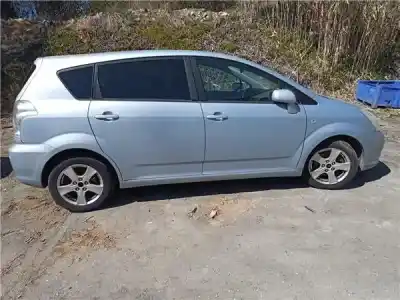 Sloopvoertuig toyota corolla verso (r1) 2.2 d-4d sol van het jaar 2007 aangedreven 2ad-ftv