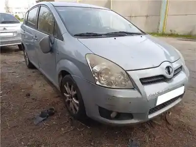 Sloopvoertuig toyota corolla verso (r1) 2.2 d-4d sol van het jaar 2008 aangedreven 2ad-ftv