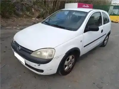 Veículo de Sucata opel corsa c (x01) 1.7 dti (f08 f68) do ano 2001 alimentado y 17 dt
