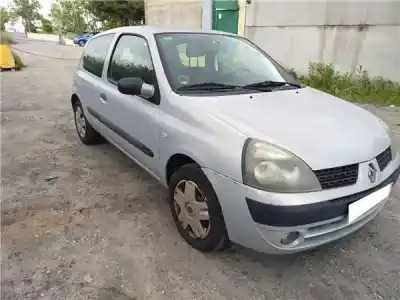 Здавання транспортного засобу renault clio ii fase ii (b/cb0) 1.2 authentique року 2003 потужний d4f712